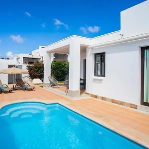 Villa Casa Maurizio - Heated Pool, Hot Tub & Hammam, Playa Blanca (Lanzarote)