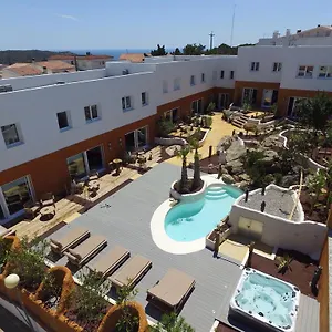 https://vista-roses-mar-villas-batik.catalonia-hotels.com